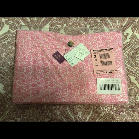 NWT J. Crew Liberty Print Tablecloth - Picture 5 of 6